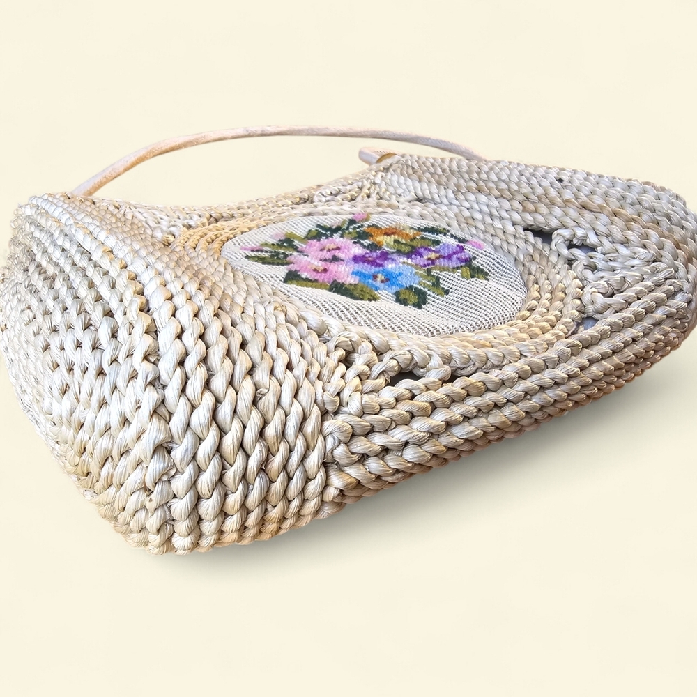 Vintage Straw Woven Embroidered Shoulder Bag – Floral 🌸👜 - Picture 7 of 7
